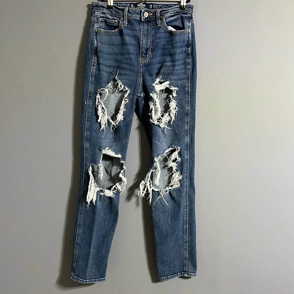Hollister ultra rise Mom Jean size 26 waist.